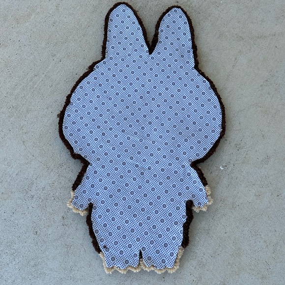 Hand Tufted Custom Rug 2 ft - Picture 2 of 2